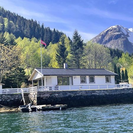 Der Fjordtraum In Balestrand Direkt Am Wasser Buitenkant foto