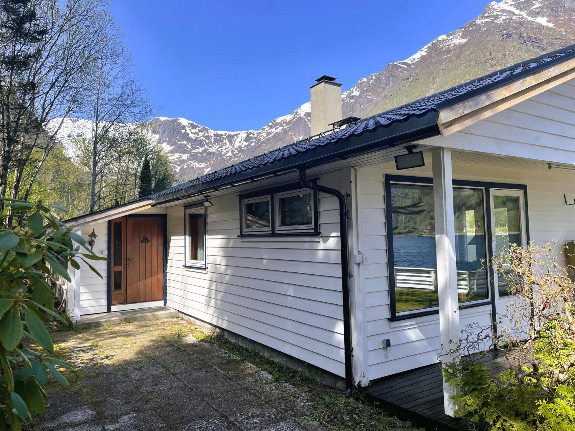 Der Fjordtraum In Balestrand Direkt Am Wasser Buitenkant foto